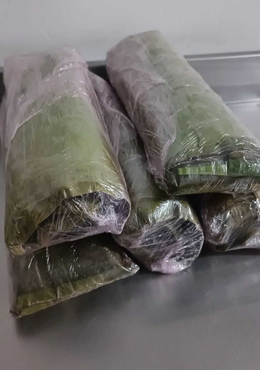 Combo de hojas limpias para 25 hallacas